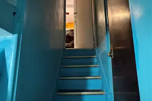 915 E 222nd St, Bronx, NY 10469 - Photo 35