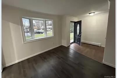 7 Heather Court, Centereach, NY 11720 - Photo 7