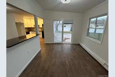 7 Heather Court, Centereach, NY 11720 - Photo 11