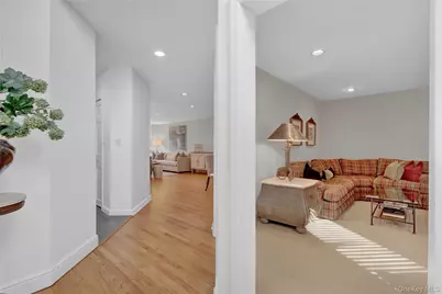 4 Club Drive N #4, Jericho, NY 11753 - Photo 5