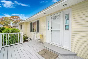 307 Jefferson Dr, Mastic Beach, NY 11951 - Photo 5