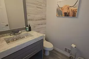 5 Field Ln, Miller Place, NY 11764 - Photo 9