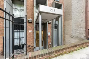 215 E 77th St, New York, NY 10075 - Photo 11