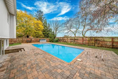 72 Ruland Road, Selden, NY 11784 - Photo 5