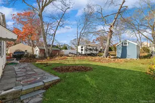 84 Riviera Dr, Mastic, NY 11950 - Photo 25