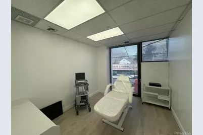 107 Northern Blvd #202, Great Neck, NY 11021 - Photo 3