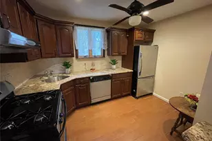 335 Alfred St, North Babylon, NY 11703 - Photo 9