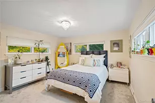 96 Oakdale Ln, East Hills, NY 11577 - Photo 23