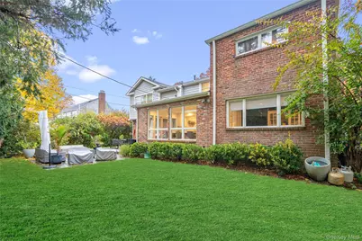 96 Oakdale Lane, East Hills, NY 11577 - Photo 31