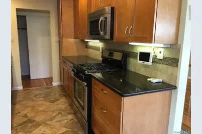 81 Kearsing Parkway #B, Spring Valley, NY 10952 - Photo 3