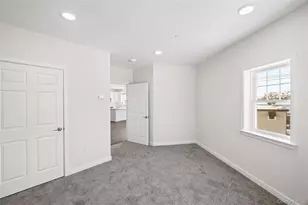 227 4th Ave, Bay Shore, NY 11706 - Photo 15