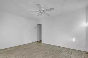 22-17 Collier Ave, Far Rockaway, NY 11691 - Photo 7