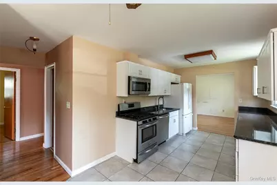 116 Highway Avenue, Congers, NY 10920 - Photo 15