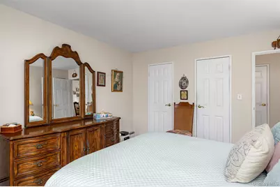 307-13 Hicksville Road #13, Bethpage, NY 11714 - Photo 11