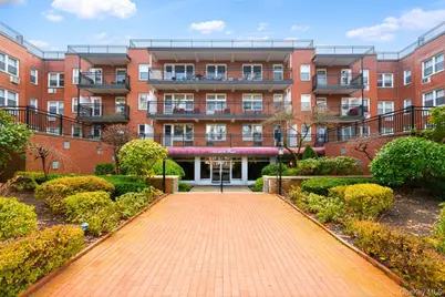 30 Stoner Avenue #1S, Great Neck, NY 11021 - Photo 1