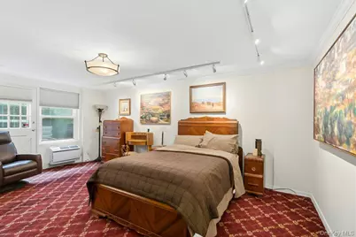 30 Stoner Avenue #1S, Great Neck, NY 11021 - Photo 21