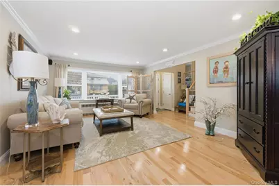 371 E Penn Street, Long Beach, NY 11561 - Photo 5