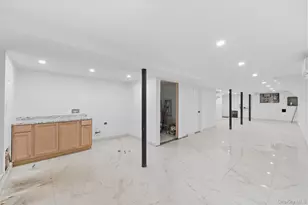 741 E 227th St, Bronx, NY 10466 - Photo 19