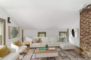 289 E Main St, Centerport, NY 11721 - Photo 15