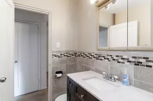 90-10 32nd Ave, East Elmhurst, NY 11369 - Photo 15