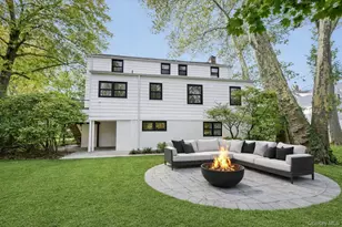 11 Beverly Pl, Larchmont, NY 10538 - Photo 35