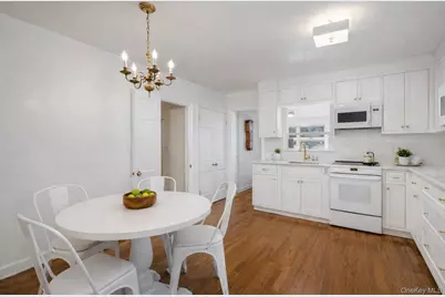 11 Beverly Place, Larchmont, NY 10538 - Photo 9