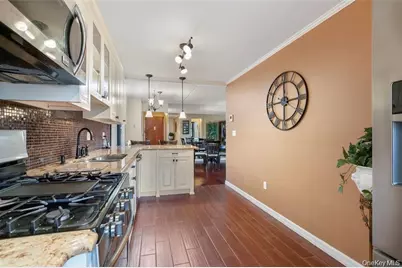 1116 Warburton Avenue #2A, Yonkers, NY 10701 - Photo 7