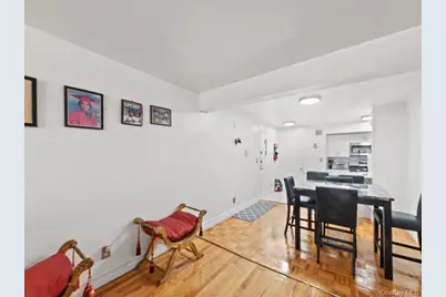 1910 S Pelham Parkway S #3G, Bronx, NY 10461 - Photo 7