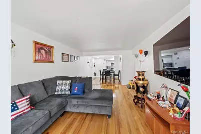 1910 S Pelham Parkway S #3G, Bronx, NY 10461 - Photo 5