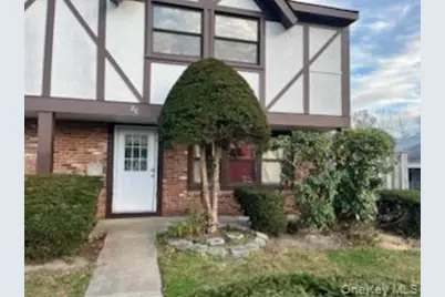 2 Williamsburg Court #C, Ridge, NY 11961 - Photo 3