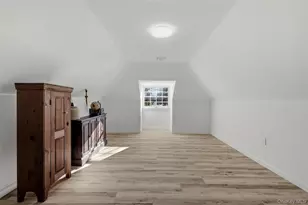 231 Sunflower Ln, Islandia, NY 11749 - Photo 29