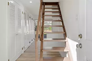 231 Sunflower Ln, Islandia, NY 11749 - Photo 5