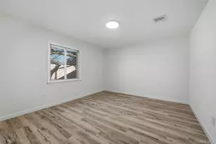 231 Sunflower Ln, Islandia, NY 11749 - Photo 23