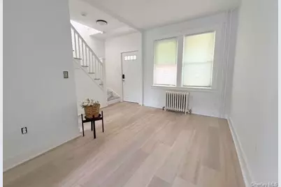 35 7th Street, New Rochelle, NY 10801 - Photo 5