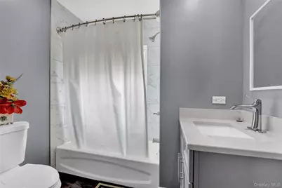 10445 198th Street, Jamaica, NY 11412 - Photo 17