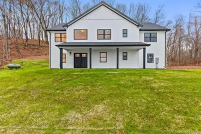 14 Foxwood Terrace E, Patterson, NY 12563 - Photo 1