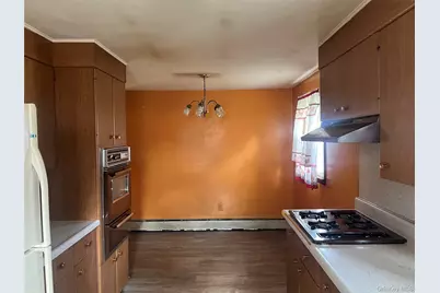 26 Coach Lane, Newburgh, NY 12550 - Photo 9