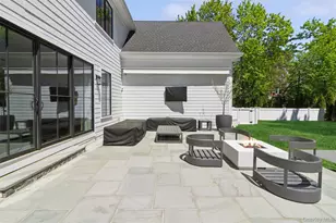 1 Stonewall Ln, Mamaroneck, NY 10543 - Photo 25