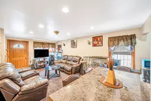 191-11 119th Ave, Saint Albans, NY 11412 - Photo 3