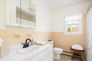 920 Pine Neck Rd, Southold, NY 11971 - Photo 13
