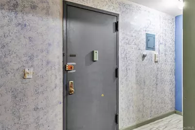 102-18 Radcliff Avenue, Corona, NY 11368 - Photo 23