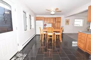 87 Parkside Dr N, Levittown, NY 11756 - Photo 9