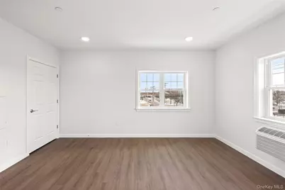 227 4th Avenue #306E, Bay Shore, NY 11706 - Photo 19