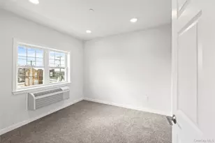 227 4th Ave, Bay Shore, NY 11706 - Photo 21