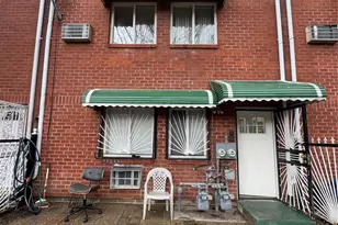 9 Harper Ct, Bronx, NY 10466 - Photo 1