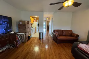 9 Harper Ct, Bronx, NY 10466 - Photo 17