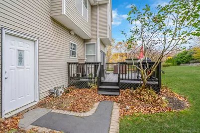 9 Paddock Lane, Medford, NY 11763 - Photo 43