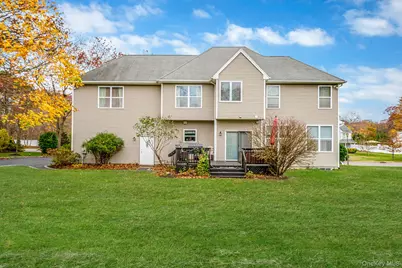 9 Paddock Lane, Medford, NY 11763 - Photo 45