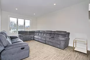 13 Autumn Ct, Airmont, NY 10901 - Photo 11