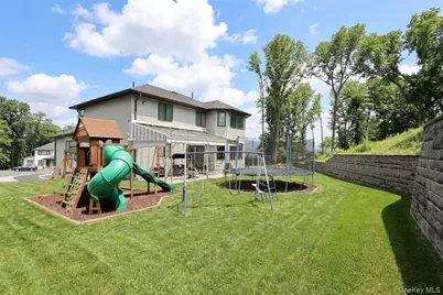 13 Autumn Court, Airmont, NY 10901 - Photo 45